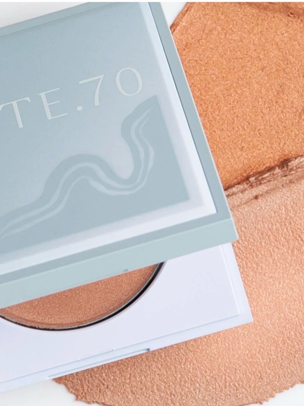 FLYTE 70 GlowBack Lucent Light Just Like Heaven Creme to Powder Highlighter